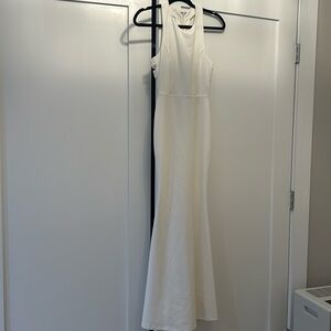 Ivory dress. Hemmed for 5’ tall girl with 4 in heels. Size XS